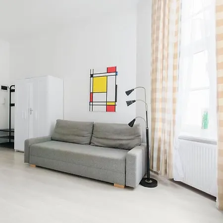 Apartstate On 6 Sierpnia, 37