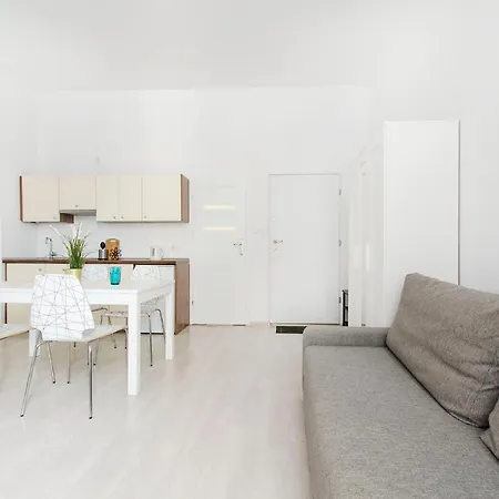 Apartstate On 6 Sierpnia, 37 Apartment