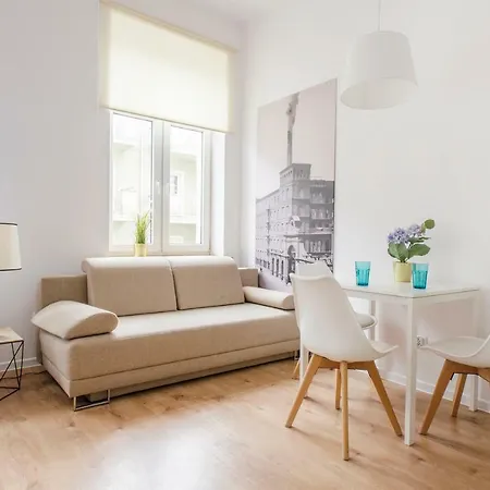 Apartstate On 6 Sierpnia, 37 * Lodz (Lodz)