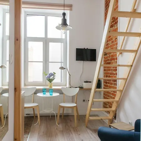 Apartstate On 6 Sierpnia, 37 *